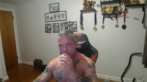 Snapshot of ass_chaser_1 chatting on September 9, 1:27 am Ass Chaser online show from September 9, 1:27 am