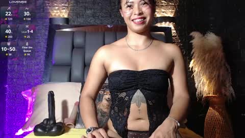 Snapshot of assia_roos chatting on May 21, 10:22 am Nahomi online show from May 21, 10:22 am