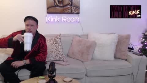 Snapshot of assleighabbott chatting on December 17, 2:44 am ASSleigh Abbott online show from December 17, 2:44 am