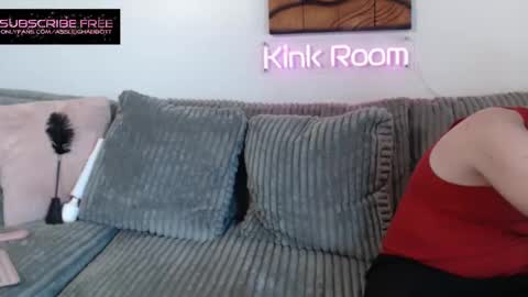 Snapshot of assleighabbott chatting on February 14, 6:40 pm ASSleigh Abbott online show from February 14, 6:40 pm