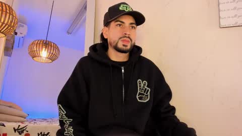 Snapshot of assmoddeus chatting on December 3, 3:55 pm Asmodeus online show from December 3, 3:55 pm