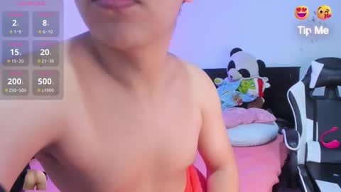 Snapshot of asta_kuro chatting on January 19, 2:37 am Asta Kuno online show from January 19, 2:37 am