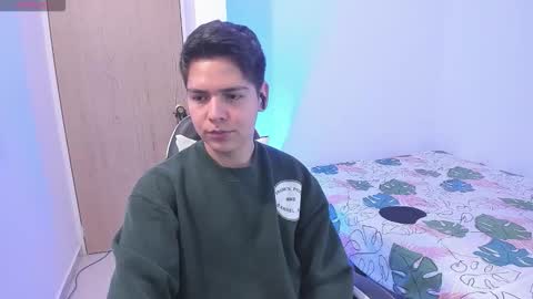 Snapshot of asta_kuro chatting on February 15, 6:21 am Asta Kuno online show from February 15, 6:21 am