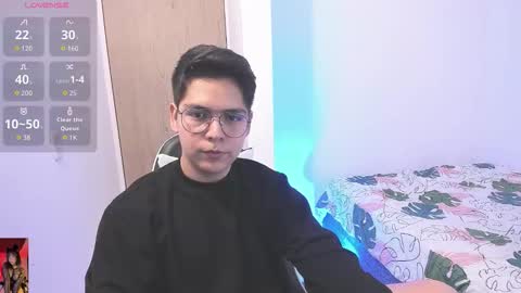 Snapshot of asta_kuro chatting on February 18, 7:48 am Asta Kuno online show from February 18, 7:48 am