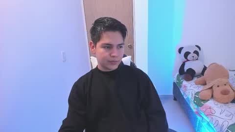 Snapshot of asta_kuro chatting on February 22, 2:13 am Asta Kuno online show from February 22, 2:13 am