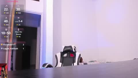 Snapshot of asta_kuro chatting on February 25, 7:18 am Asta Kuno online show from February 25, 7:18 am