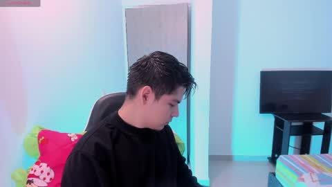 Asta Kuno online show from May 22, 3:35 am