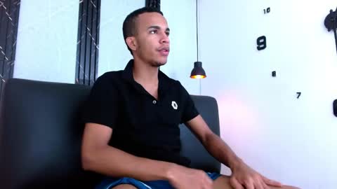 Snapshot of aston_vera chatting on June 4, 3:45 am Aston online show from June 4, 3:45 am