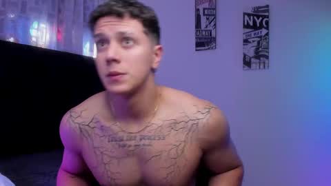 Snapshot of astonhills chatting on October 3, 8:39 pm astonhills online show from October 3, 8:39 pm