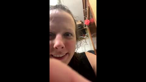 Snapshot of astraeria chatting on February 11, 7:57 am Astraeria online show from February 11, 7:57 am