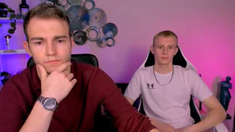 astren online show from March 18, 1:03 pm