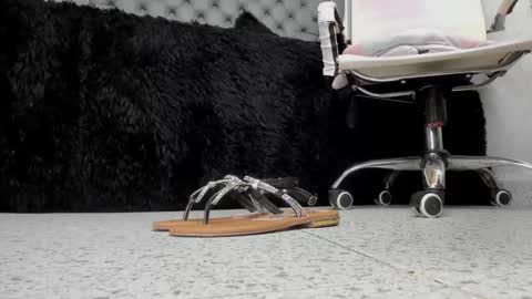 astrid01_ online show from November 22, 10:53 pm