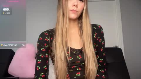 Astrid Sky online show from May 29, 8:40 pm