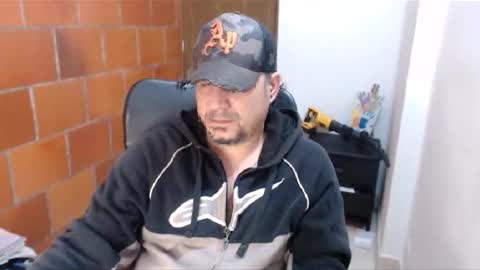 Snapshot of astton_nick chatting on January 11, 3:44 am Nick Astton online show from January 11, 3:44 am