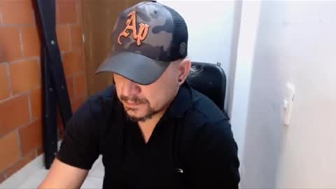 Snapshot of astton_nick chatting on January 23, 6:17 am Nick Astton online show from January 23, 6:17 am