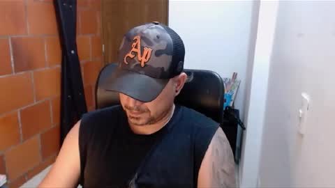 Snapshot of astton_nick chatting on January 29, 6:12 am Nick Astton online show from January 29, 6:12 am
