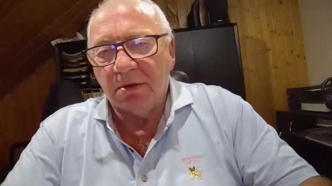 Snapshot of asusandy chatting on November 18, 2:28 am asusandy online show from November 18, 2:28 am