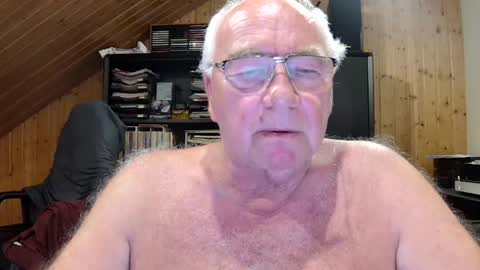 Snapshot of asusandy chatting on July 2, 8:26 pm asusandy online show from July 2, 8:26 pm