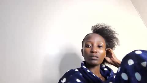 atara_seren online show from May 4, 1:12 am