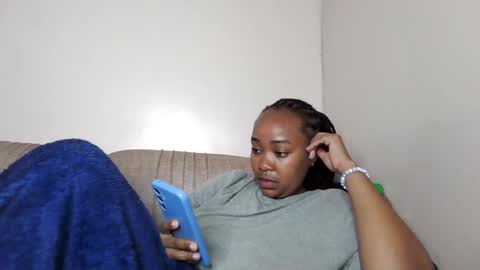 atara_seren online show from May 11, 2:45 pm