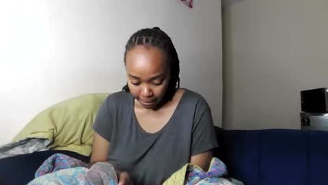 atara_seren online show from May 19, 1:56 am