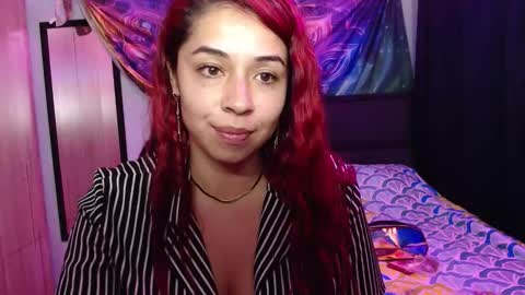 Snapshot of atena_messy chatting on November 8, 2:34 am atena messy online show from November 8, 2:34 am