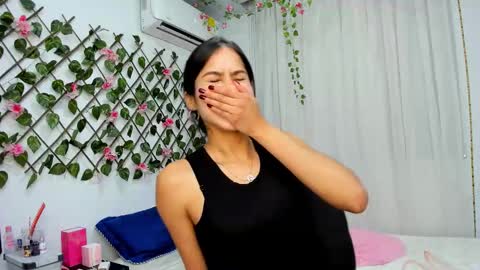 Atenea online show from March 26, 2:50 am