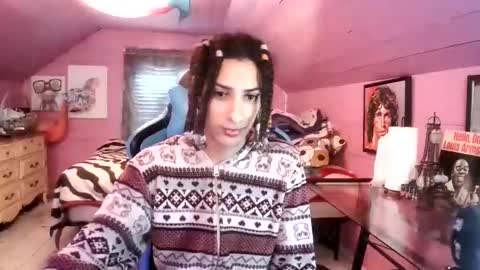   xoxo G0DD3SS xoxox    online show from January 10, 9:05 pm