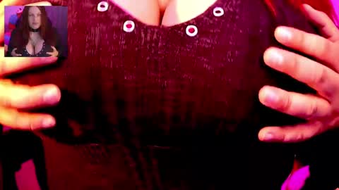 Snapshot of athenamatrix chatting on September 22, 3:30 am Athena formerly loverinsecret online show from September 22, 3:30 am