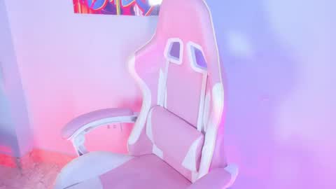 athenea__fox online show from September 30, 11:48 am