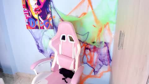 athenea__fox online show from October 30, 11:55 am