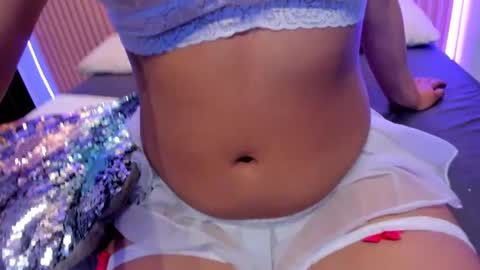 Snapshot of athenea_brown chatting on December 14, 6:24 am Athenea online show from December 14, 6:24 am