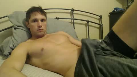 Snapshot of athleteguy55555 chatting on May 6, 3:02 am tommycb55555 online show from May 6, 3:02 am
