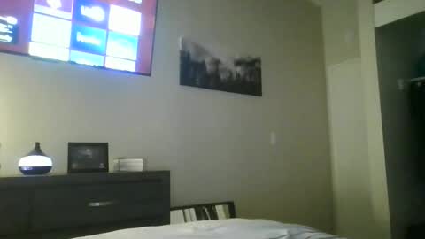 AthleticWhiteboy777 online show from May 27, 1:02 am