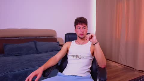 Snapshot of atlascharm chatting on March 8, 12:52 pm AtlasCharm online show from March 8, 12:52 pm