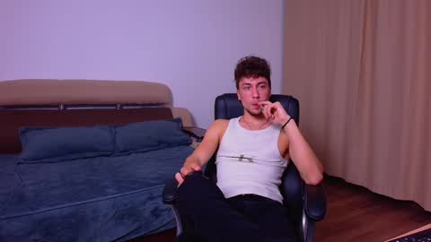 Snapshot of atlascharm chatting on March 11, 5:35 pm AtlasCharm online show from March 11, 5:35 pm