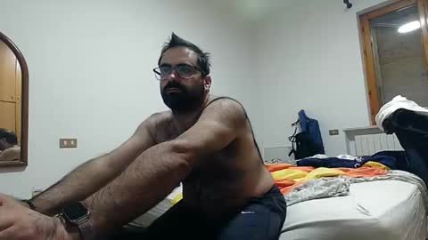 Snapshot of attila85 chatting on October 24, 9:44 pm Bleakw85 online show from October 24, 9:44 pm