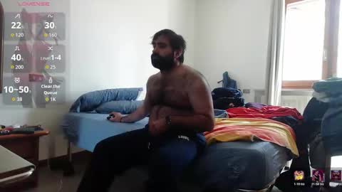 Snapshot of attila85 chatting on May 18, 3:29 pm Bleakw85 online show from May 18, 3:29 pm