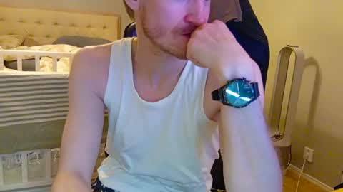 Snapshot of atvulpes chatting on December 12, 11:14 pm Max Powers online show from December 12, 11:14 pm