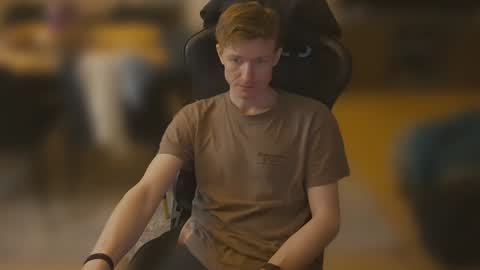 Snapshot of atvulpes chatting on January 12, 5:33 pm Max Powers online show from January 12, 5:33 pm