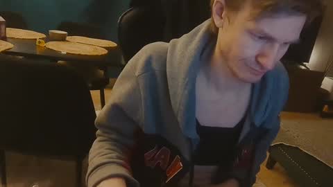 Snapshot of atvulpes chatting on January 14, 4:47 am Max Powers online show from January 14, 4:47 am