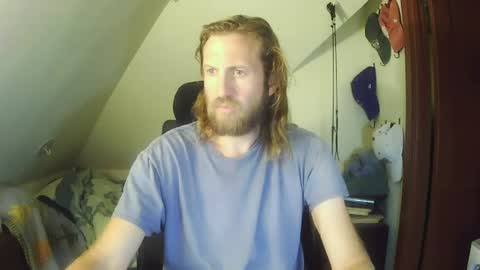 Snapshot of atypicallysexy chatting on August 1, 12:32 am atypicallysexy online show from August 1, 12:32 am