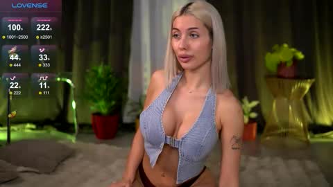 Isabella online show from February 17, 10:56 am