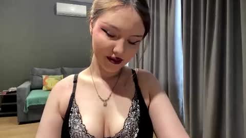 Elene online show from June 16, 7:22 am