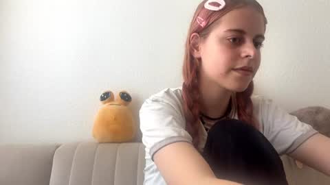 Snapshot of audriecoffill chatting on July 1, 10:17 am Janett online show from July 1, 10:17 am