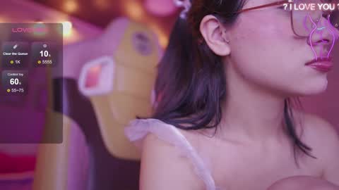 aura_rouss online show from February 11, 2:05 am