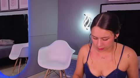 Snapshot of aura_verde chatting on February 13, 3:13 am aura verde online show from February 13, 3:13 am