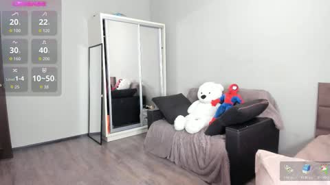 Rose online show from March 31, 5:08 am