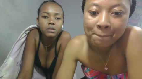 Snapshot of aurelie08 chatting on May 23, 2:10 pm aurelie08 online show from May 23, 2:10 pm