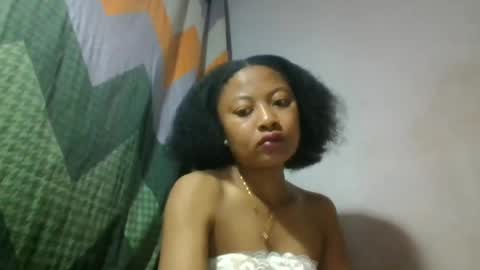 aurelie08 online show from June 19, 1:21 am